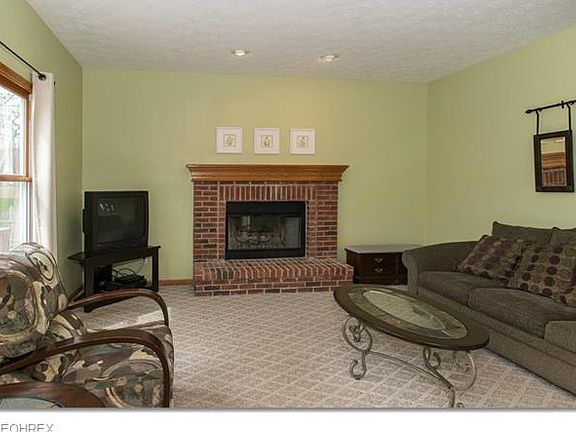 2nd image of 1595 Jacqueline Dr