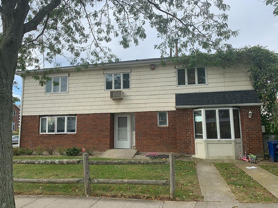 1st image of 644 Jarvis Ave