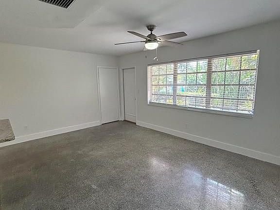 3rd image of 86 Isle Of Venice Dr APT 2