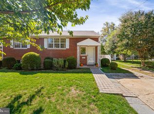 7124 Healy Dr, Springfield, VA 22150