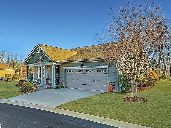 2nd image of 363 Belle Oaks Dr
