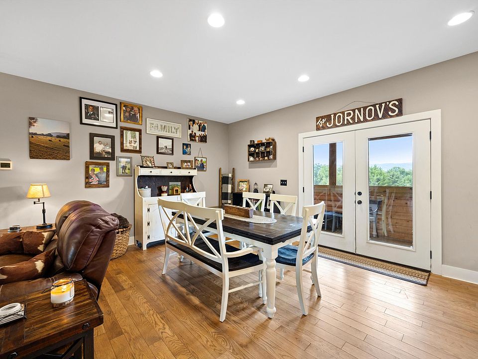 13th image of 11869 E Valley Rd