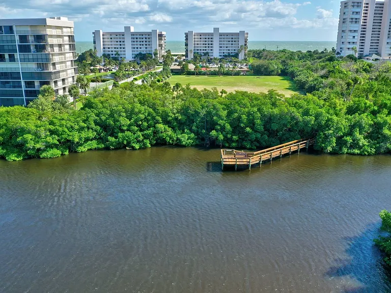 5061 N Highway A1A #303 — Photo 37