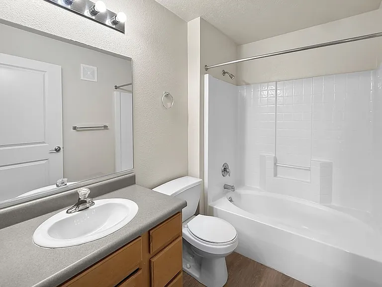 705 Beachfront Dr — Photo 27