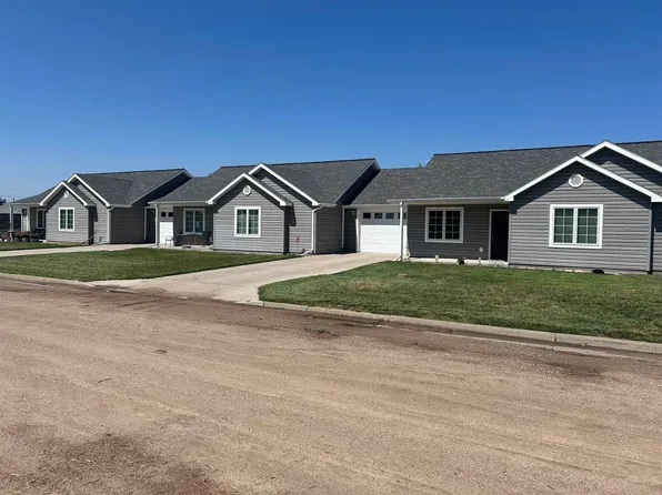 390 Ash St, Grainfield, KS 67737