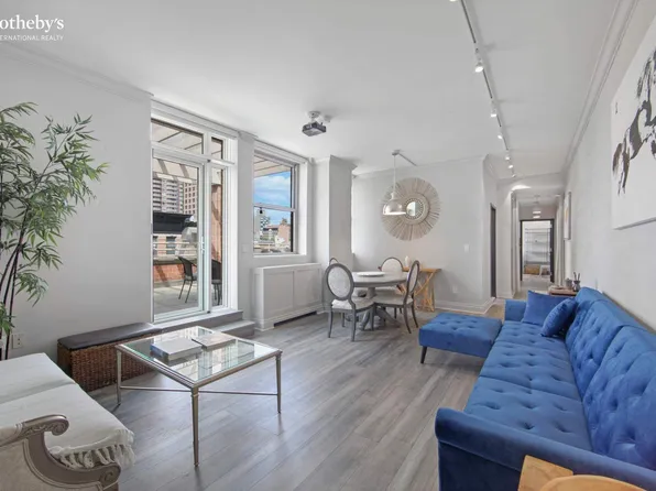 350 East 82nd Street image 1 of 22