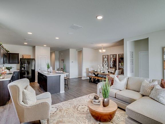 4th image of 30707 W Fairmount Ave