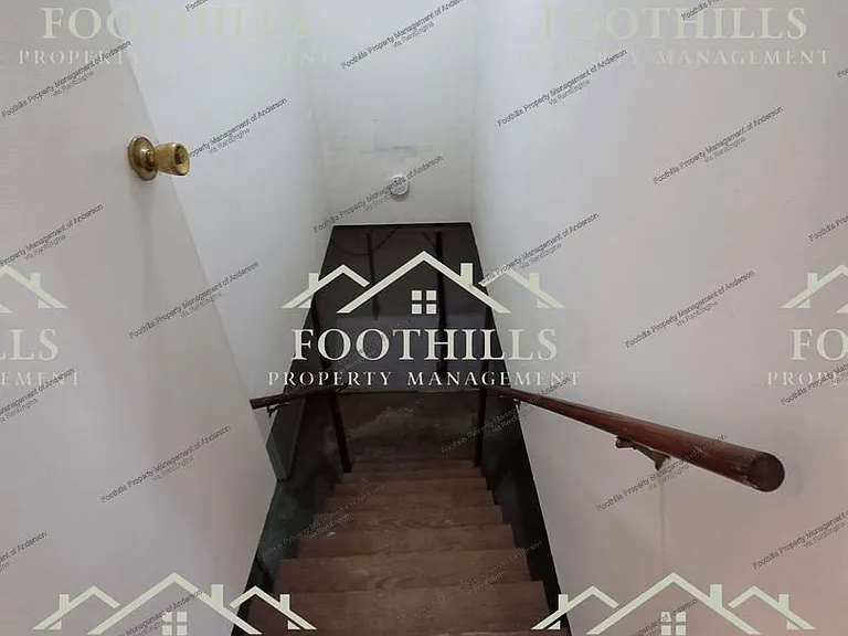 605 River Rd — Photo 12