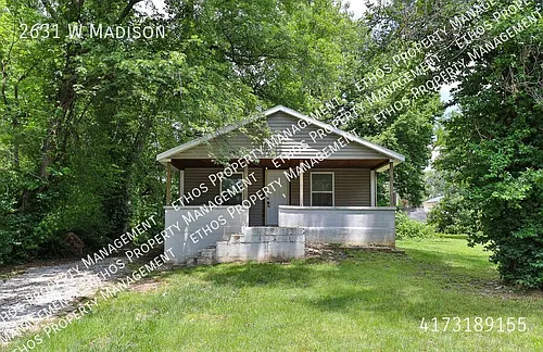 2631 W Madison St Photo 1