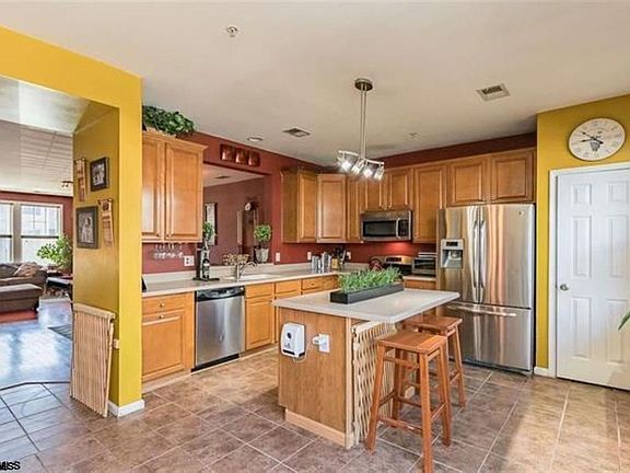 3rd image of 101 Dunlin Ln #110