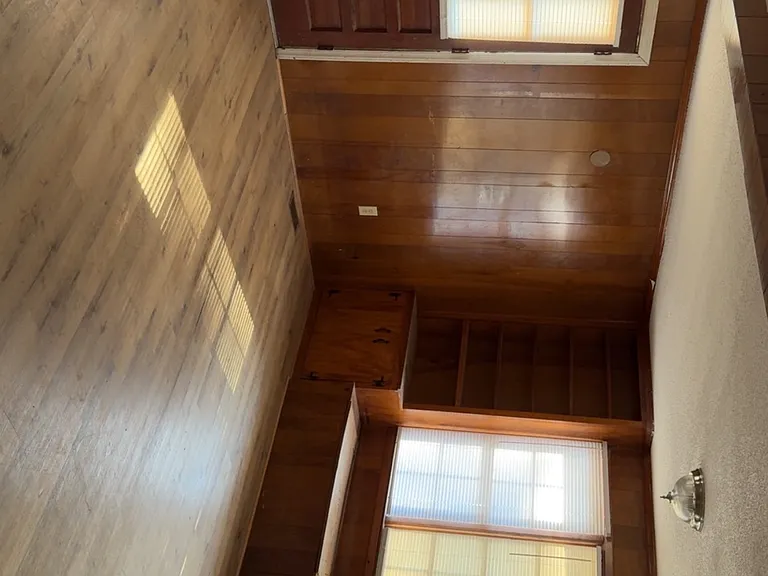 2455 Jennings Rd — Photo 6