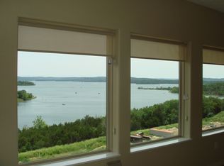 200 Majestic Dr APT 102, Branson, MO 65616