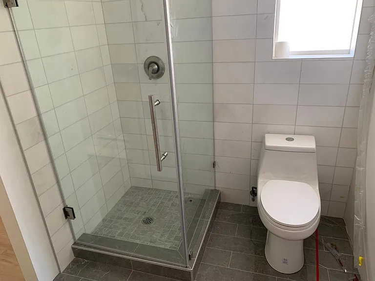 343 Stewart St #1/2 — Photo 12