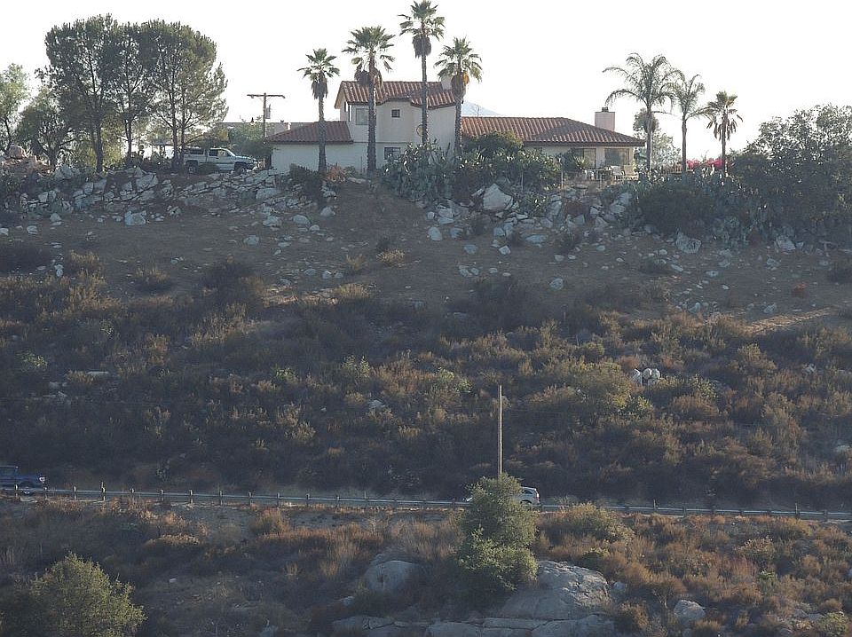 2nd image of 1067 Neighborly Ln