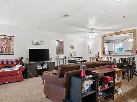 5th image of 209 Pheasant Run Dr