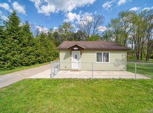 4849 Wolf Lake Rd, Grass Lake, MI 49240