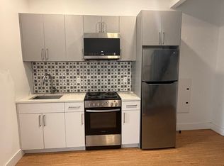 160 Erasmus St #4J, Brooklyn, NY 11226