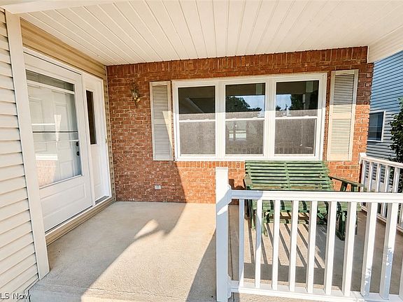 5th image of 927 Pepperwood Dr