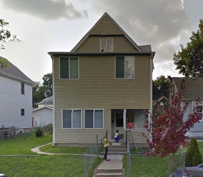 2nd image of 2727 Girard Ave N