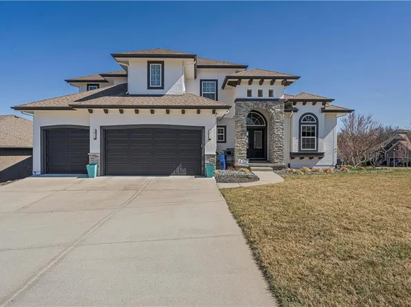 12259 S Mesquite St, Olathe, KS 66061