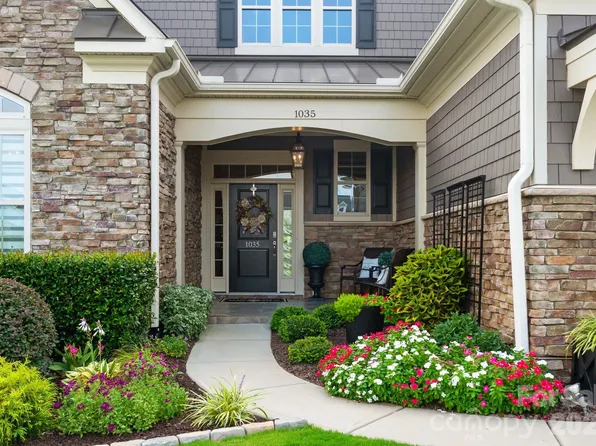 1035 Chippenham Ave, Lancaster, SC 29720