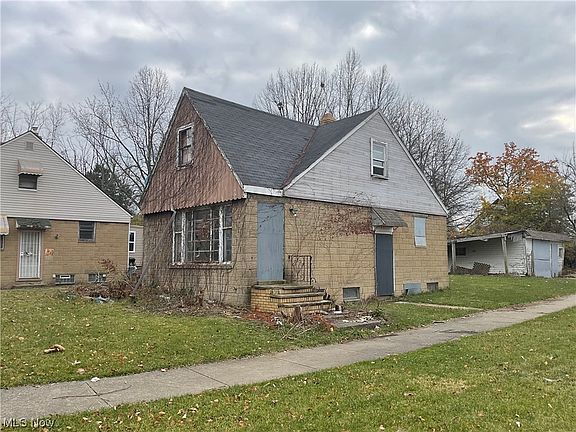 3rd image of 15402 Judson Dr