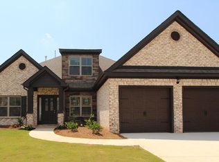 3220 Alhambra Cir, Hampton, GA 30228