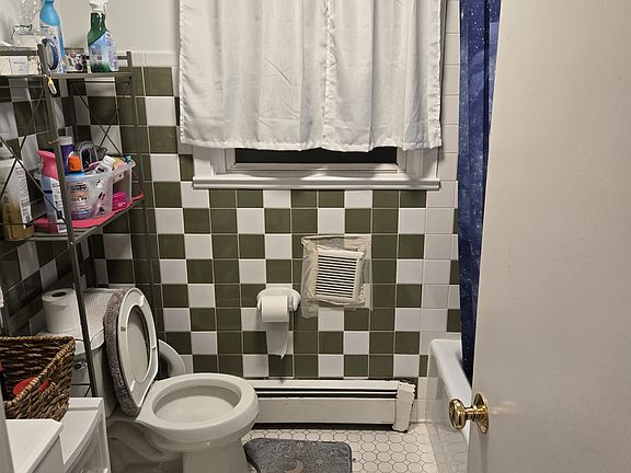 5th image of 37 Glasser St #37