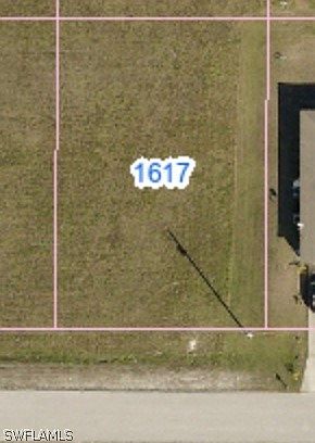1st image of 1617 NW 4th Ter