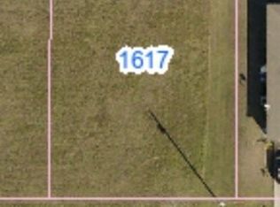 1617 NW 4th Ter, Cape Coral, FL 33993