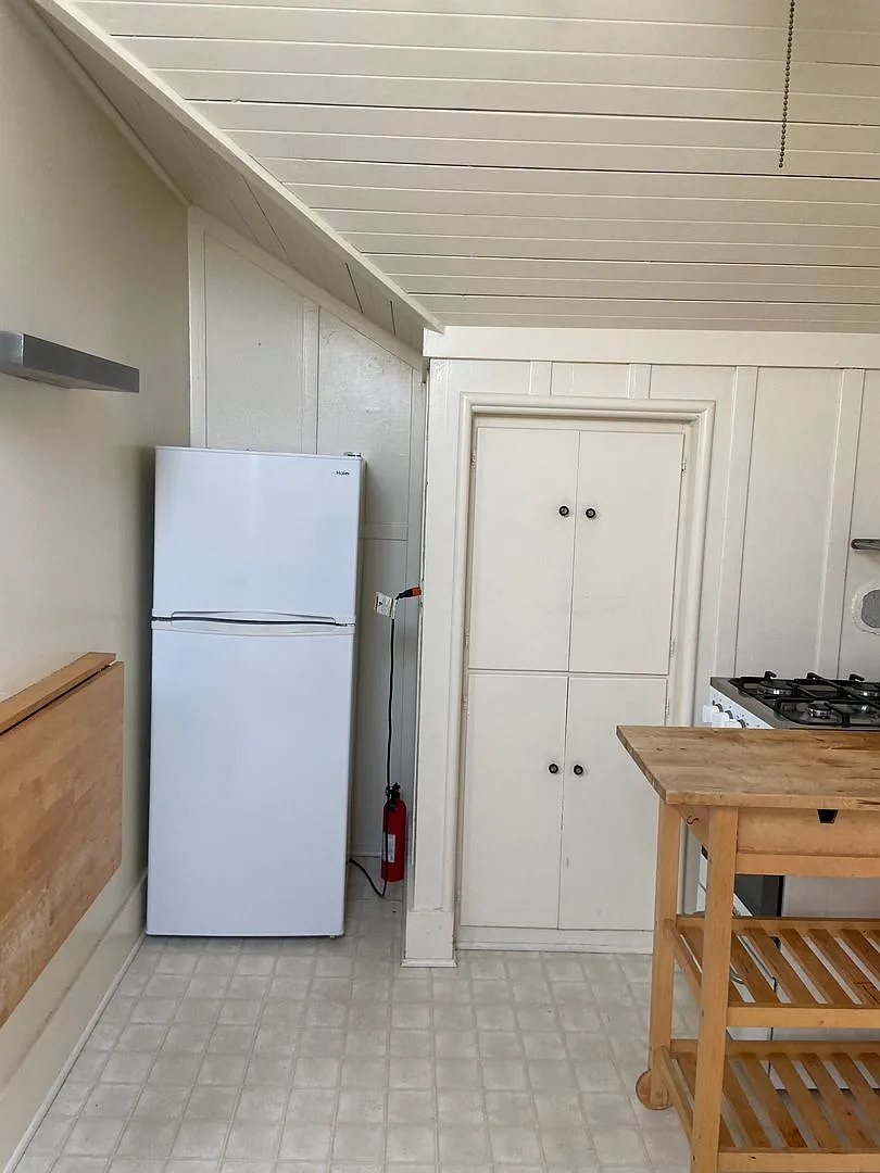 800 B Street — Photo 4
