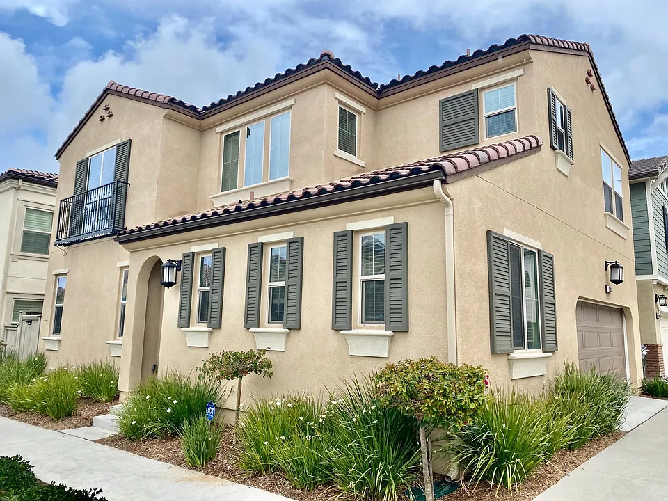 1063 1/2 Sea Glass Way