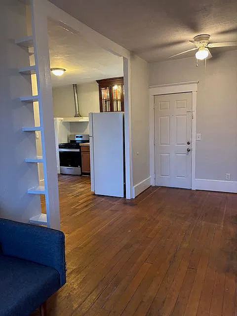 1 bed, $1,400 — Photo 2
