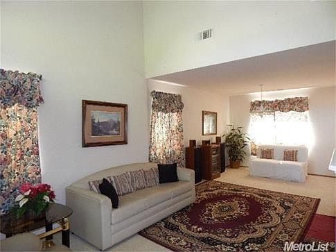 5th image of 1030 William Moss Blvd