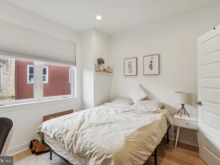 2145 Cross St — Photo 17