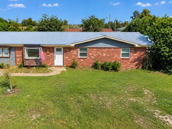 209 S Charlene Dr, Panama City, FL 32404