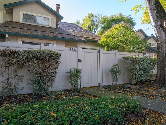 3rd image of 6451 Meadow Pines Avenue