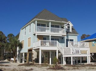 250 Treasure Dr, Port Saint Joe, FL 32456