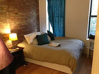 Rented by Loom Group