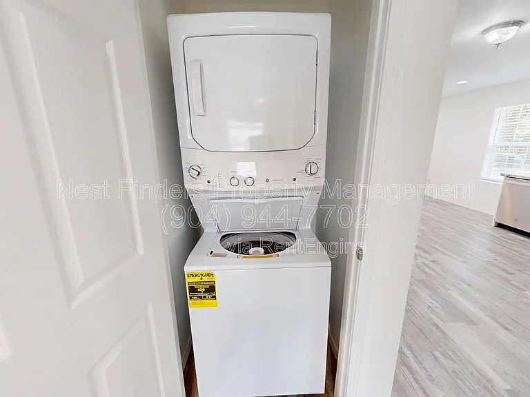 2220 Flesher Ave — Photo 16
