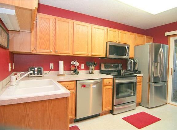 2nd image of 304 Wilderness Dr