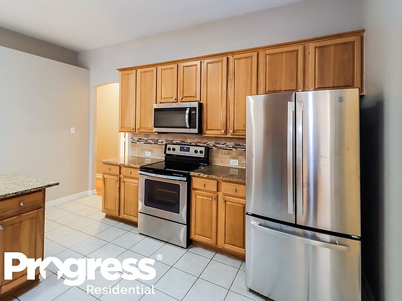 4th image of 6209 Reddenson Dr