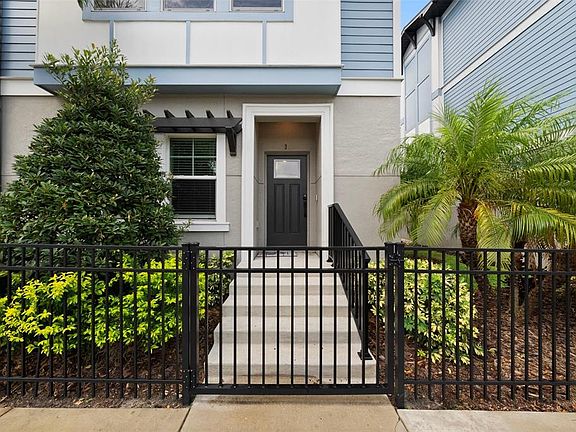 2nd image of 3122 W AZEELE STREET #3