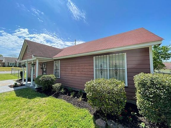 Alternate front view