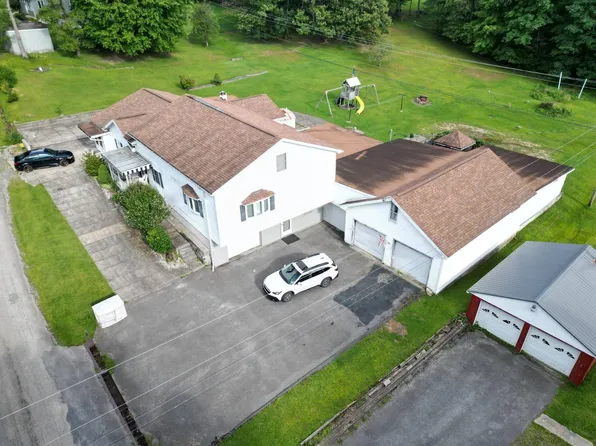 246 Kelly Rd, Morgantown, WV 26508