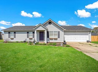 3205 Red Oak Dr, Paragould, AR 72450