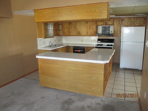 3rd image of 2005 NW Irwin Ave