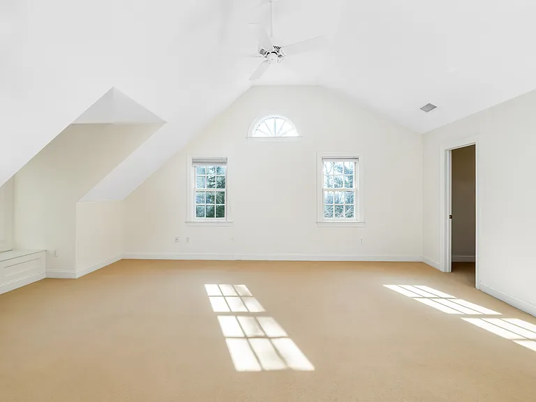 12 Norton Ln — Photo 19