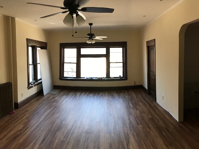 2530 Dupont Ave S #201 — Photo 3