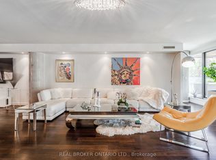 500 Wellington St W #201, Toronto, ON M5V 1E3